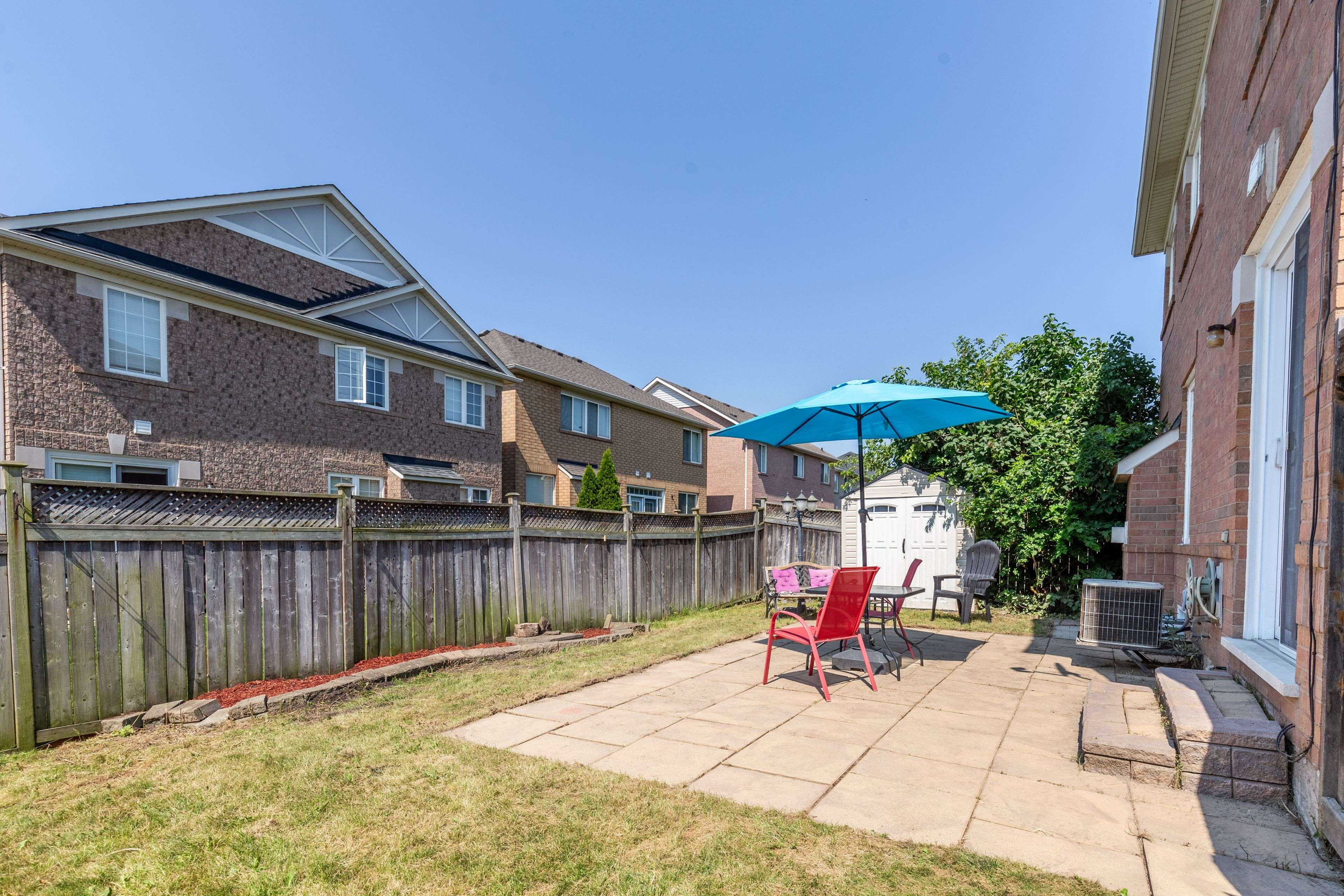 Mississauga, ON L5M 7A6,3855 Thomas ST