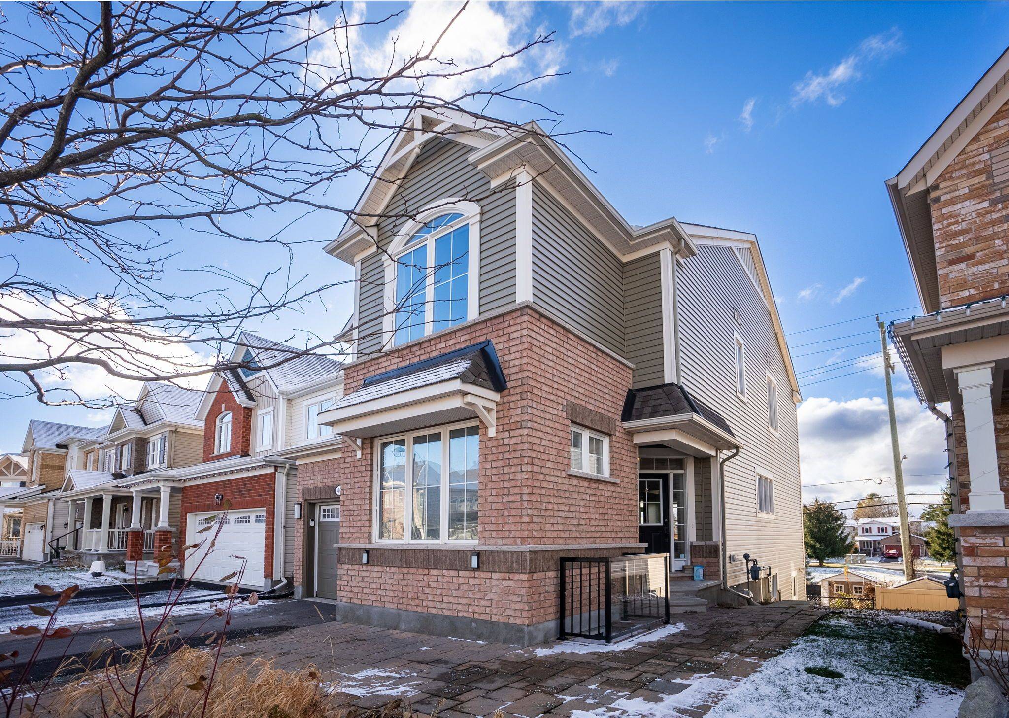 Stittsville - Munster - Richmond, ON K2S 1B9,40 Sweetbay CIR