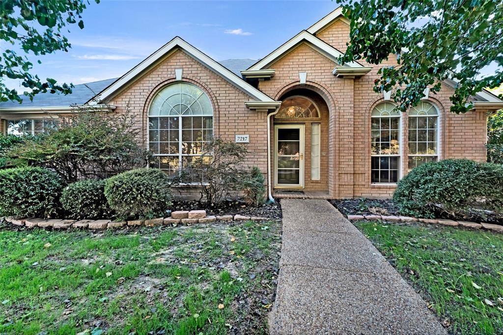 Plano, TX 75074,7217 Cloverleaf Drive