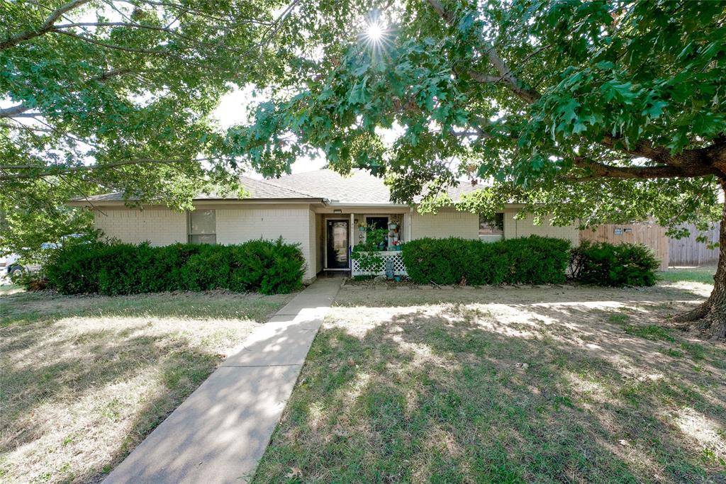 Burleson, TX 76028,801 James Circle