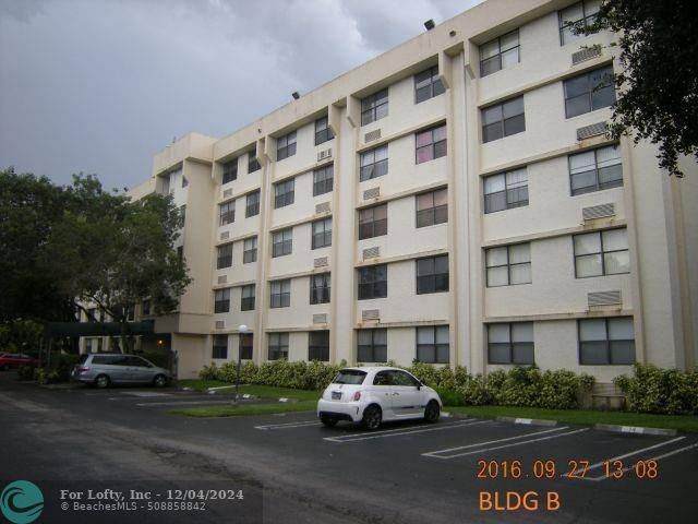 Coral Springs, FL 33065,2501 RIVERSIDE DR  #311