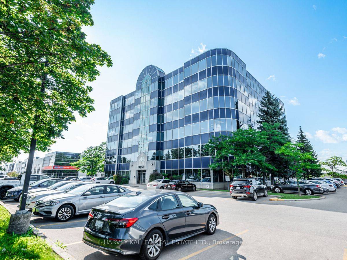 Markham, ON L3R 0A9,3950 14th AVE #108