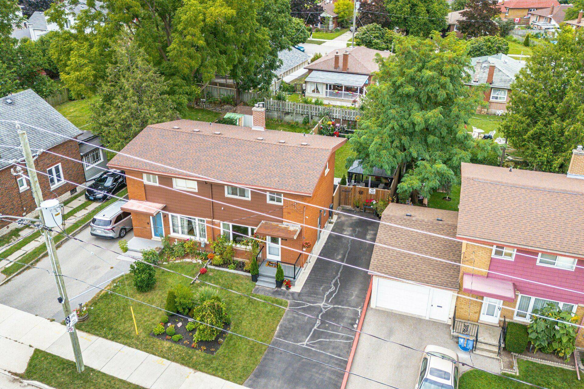 Kitchener, ON N2M 3P5,452 Ottawa ST S