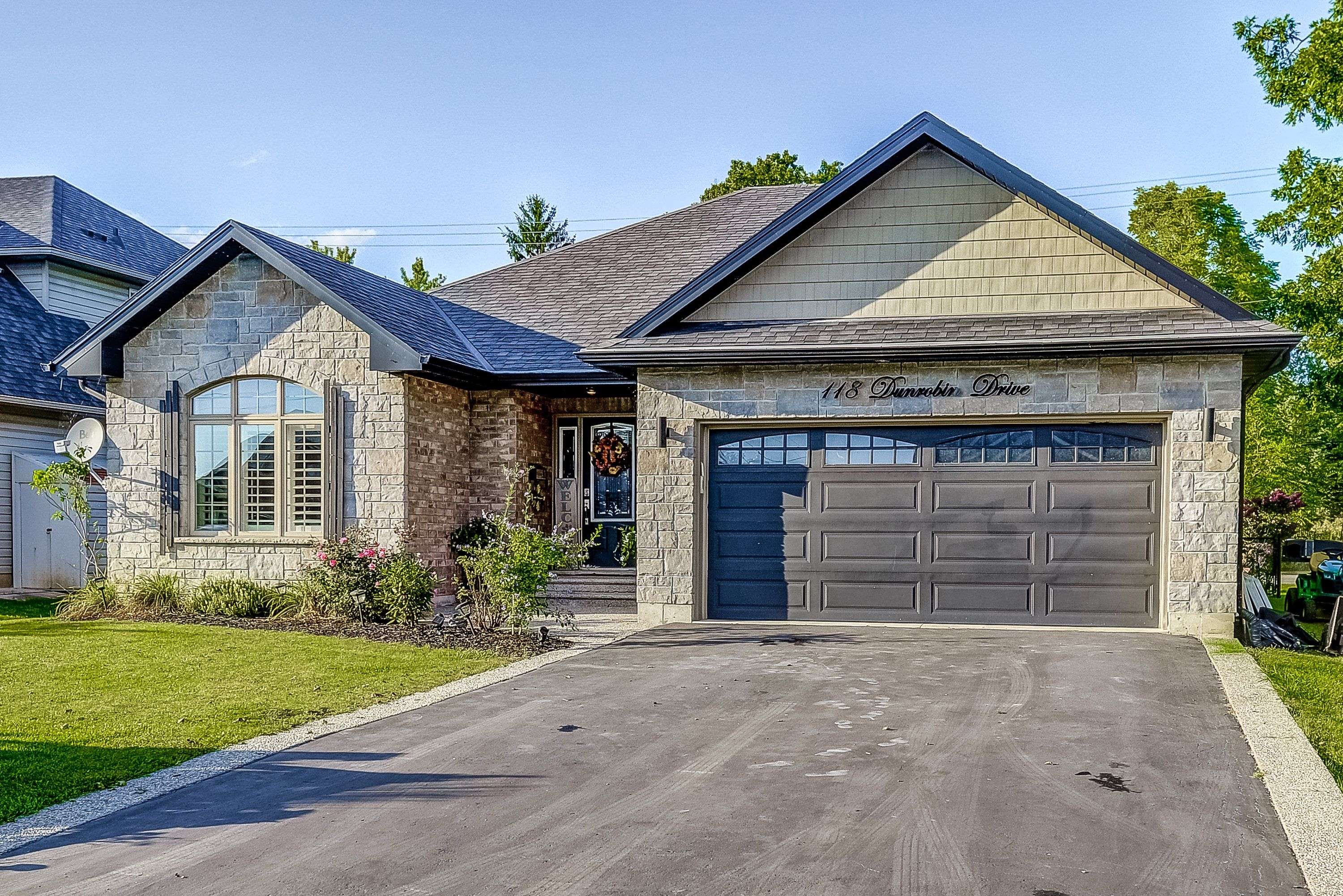 Haldimand, ON N3W 2P4,118 Dunrobin DR