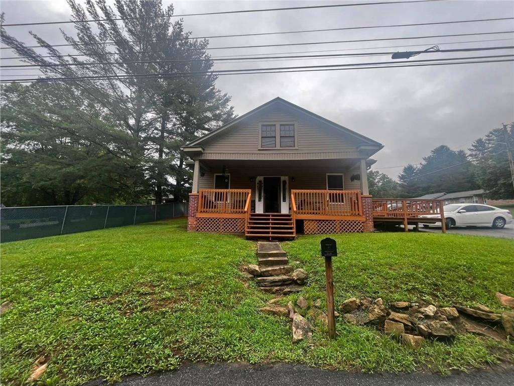 Tazewell, VA 24651,764 Dogwood Road