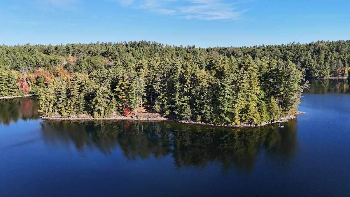 North Frontenac, ON K0H 1K0,100 Kilgore Island N/A