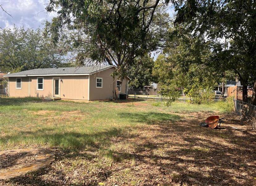 Bonham, TX 75418,403 Arledge Street