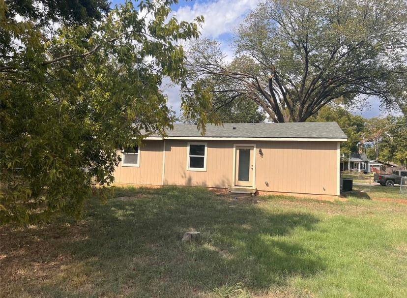 Bonham, TX 75418,403 Arledge Street