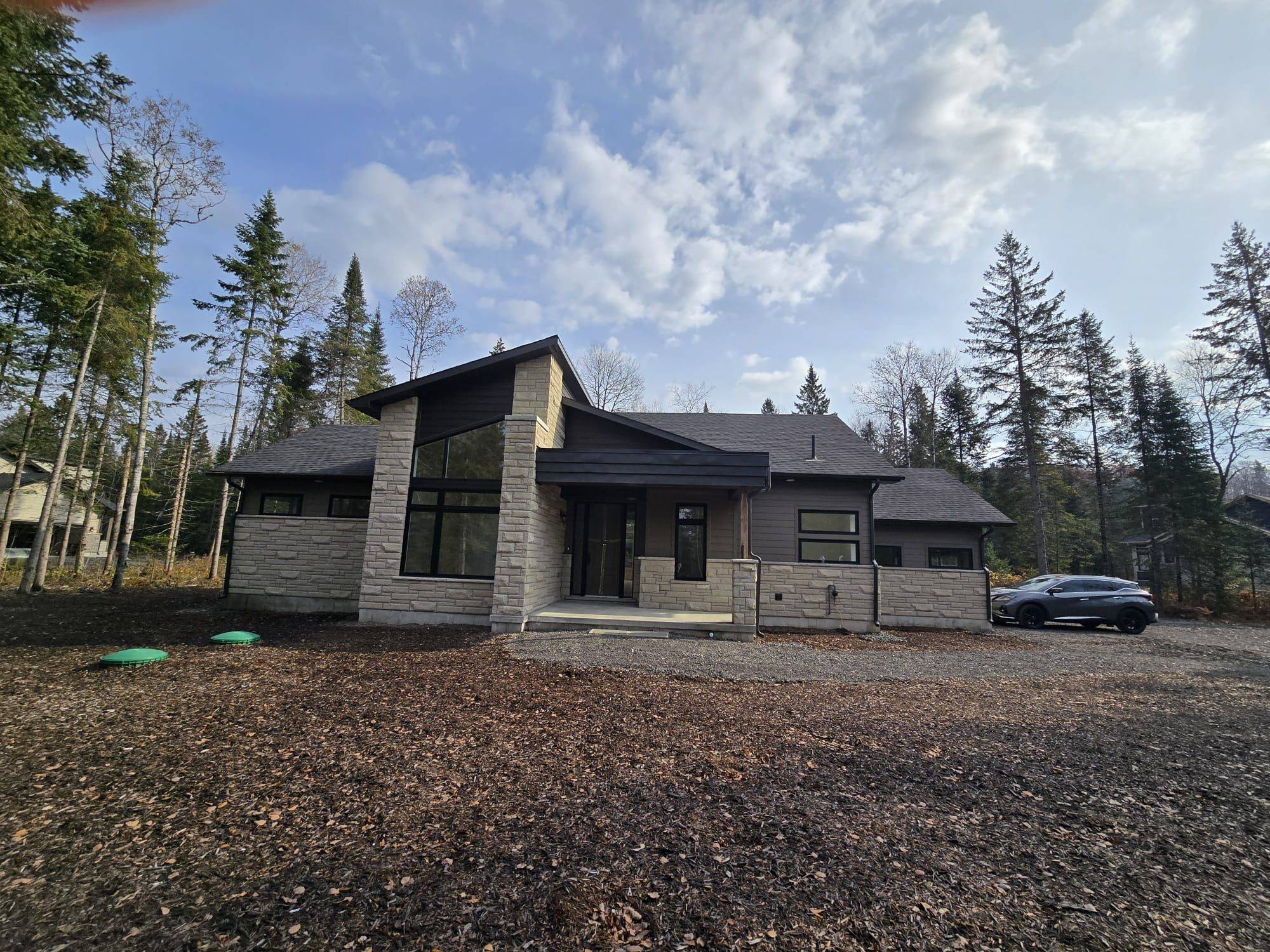 Lake Of Bays, ON P1H 0K1,1007 Kingsridge CT