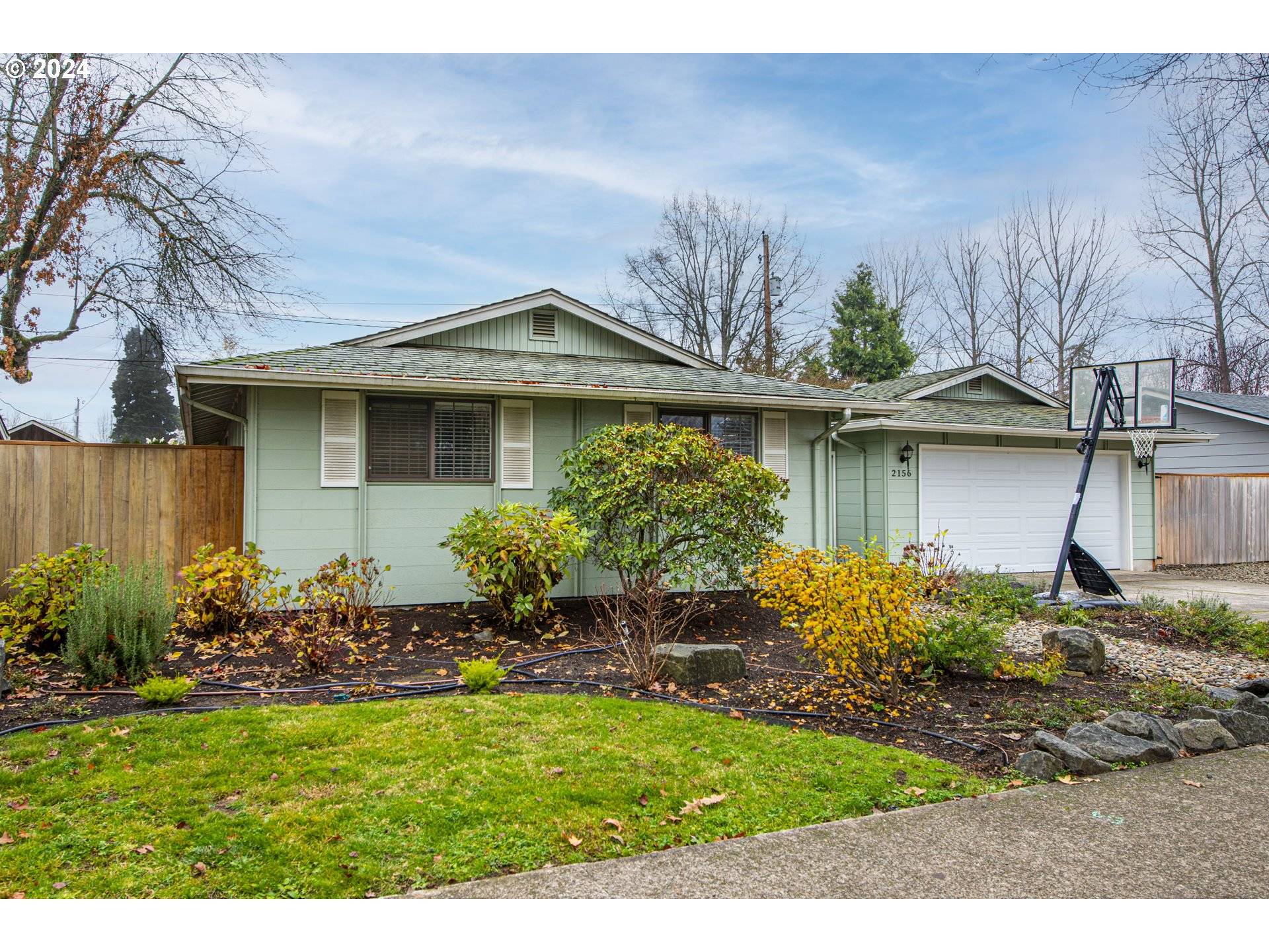 Eugene, OR 97401,2156 BIRCHWOOD AVE