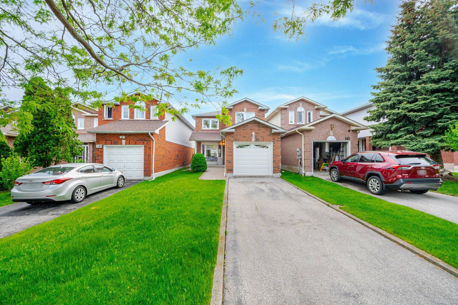 Toronto E10, ON M1C 5A1,147 Andona CRES