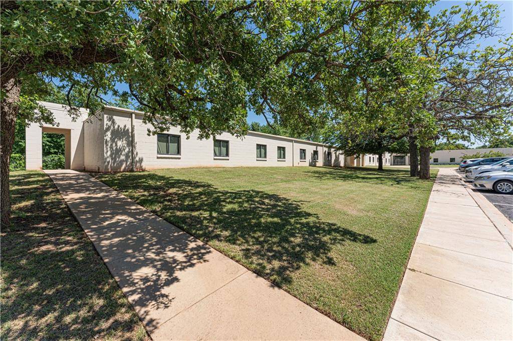 Oklahoma City, OK 73111,1900 NE 36th Street