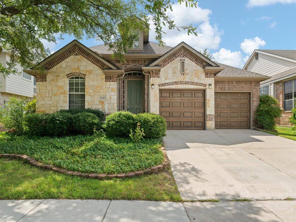 Denton, TX 76208,4510 Trumpet Vine