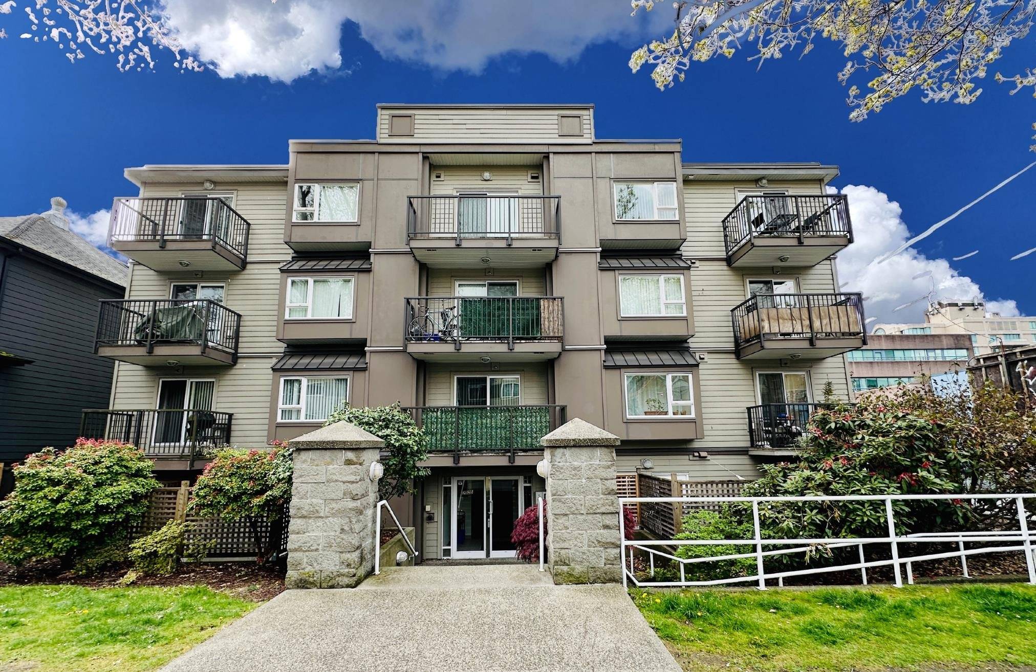 Vancouver, BC V6H 2T3,2525 BIRCH STREET