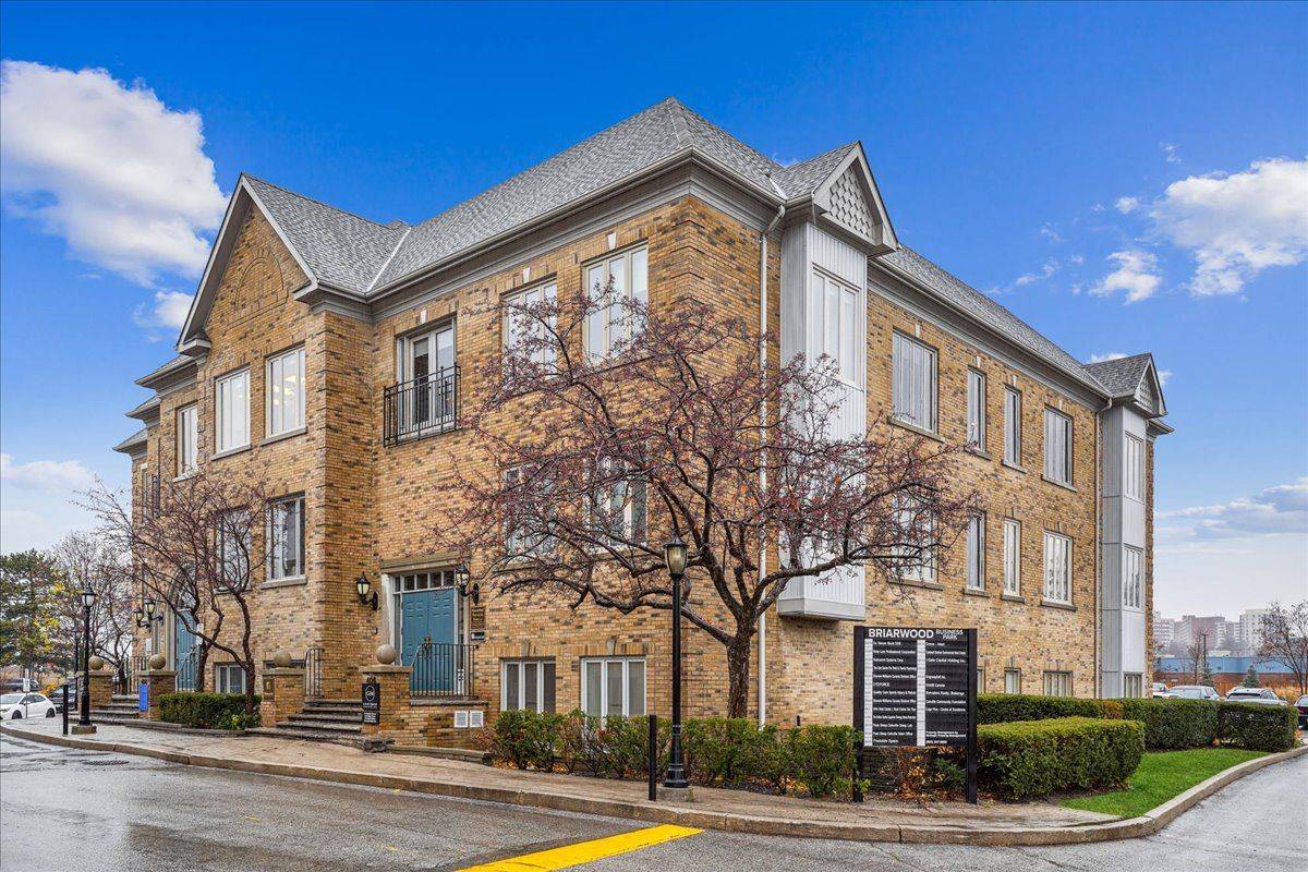 Oakville, ON L6H 1M5,406 North Service #5-7 RD E #300