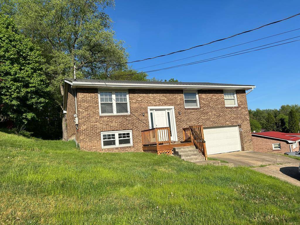 Follansbee, WV 26037,110 Scenic Drive