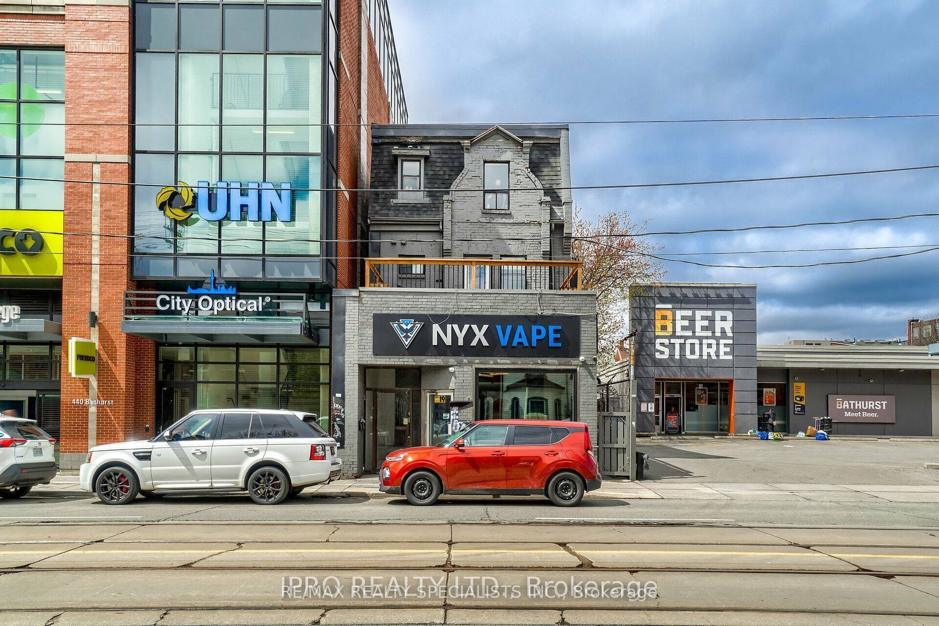 Toronto C01, ON M5T 2S6,450 BATHURST ST #OFFICE