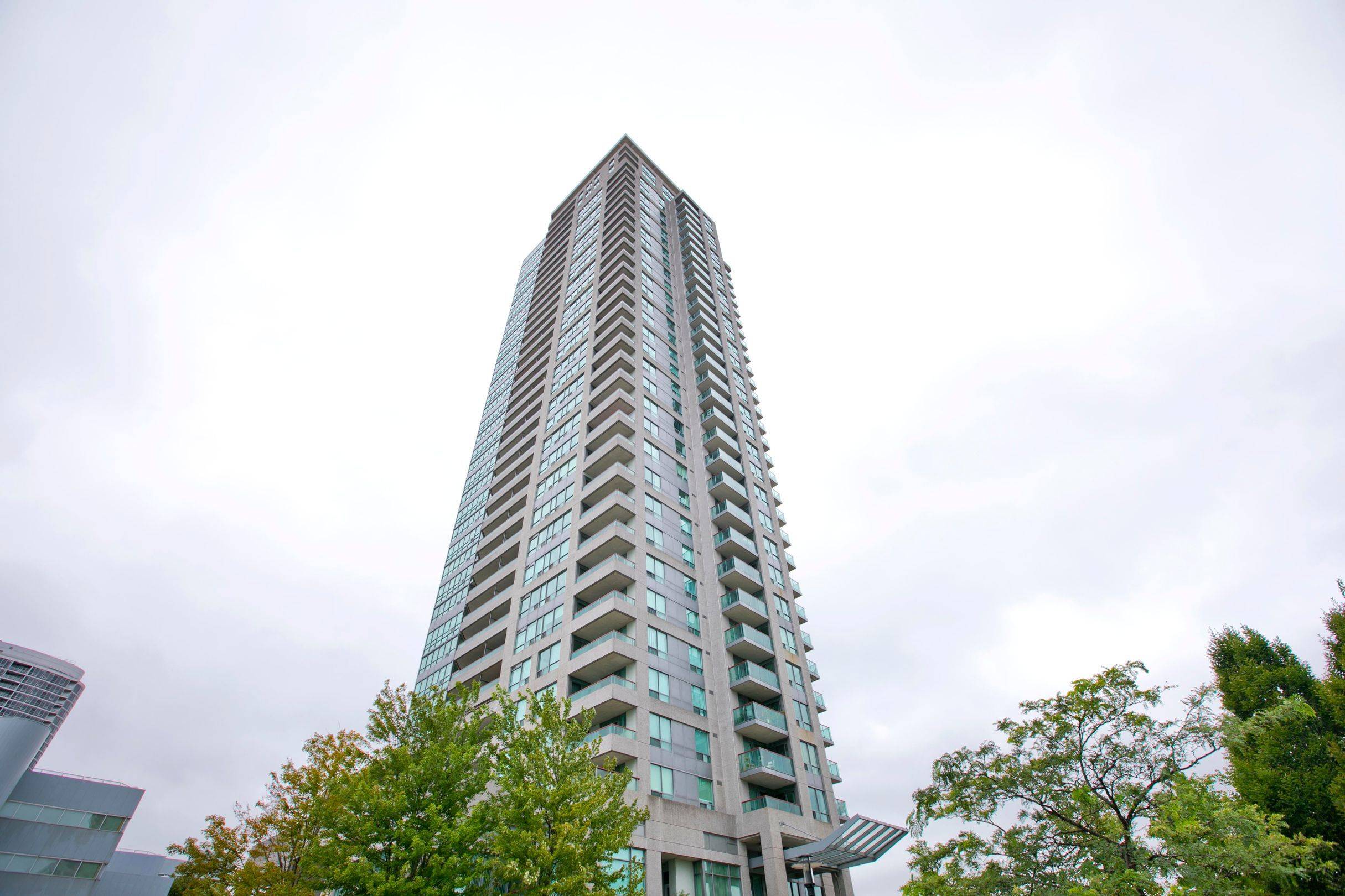 Toronto E09, ON M1P 5J4,50 Brian Harrison WAY #2001