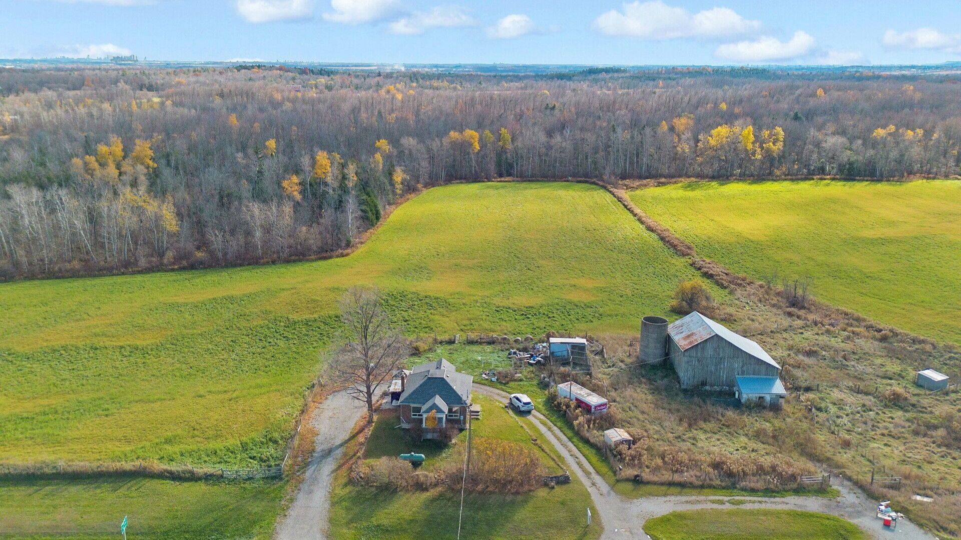 Halton Hills, ON L7J 2L8,11648 Hwy 7 Halton HL