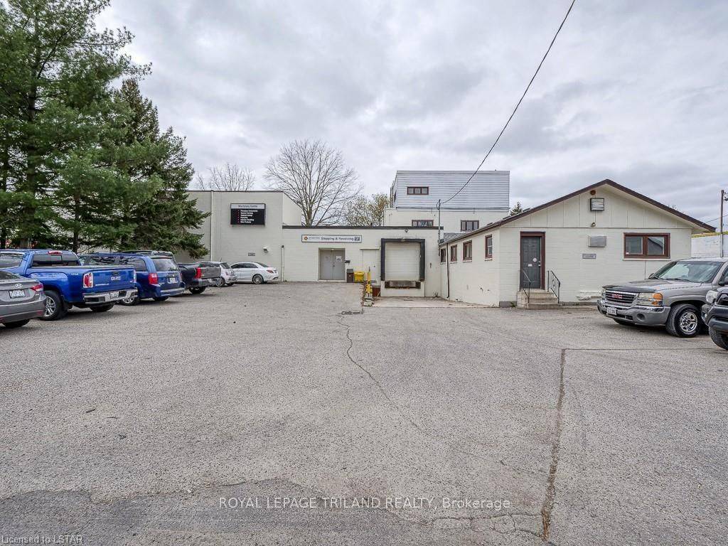 London, ON N5W 4Z2,137 FALCON ST