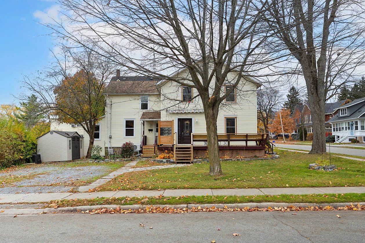 Gananoque, ON K7G 1C1,193 Sydenham ST