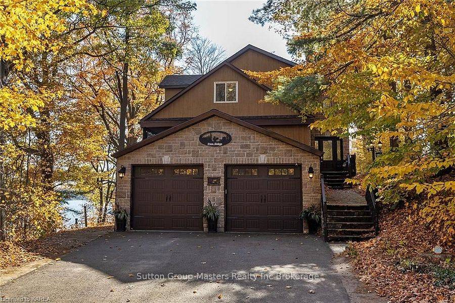 South Frontenac, ON K0H 2W0,4216 Pine Ridge DR