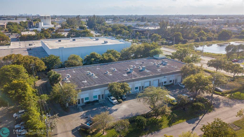 Pompano Beach, FL 33069,2050 N Andrews Ave  #106