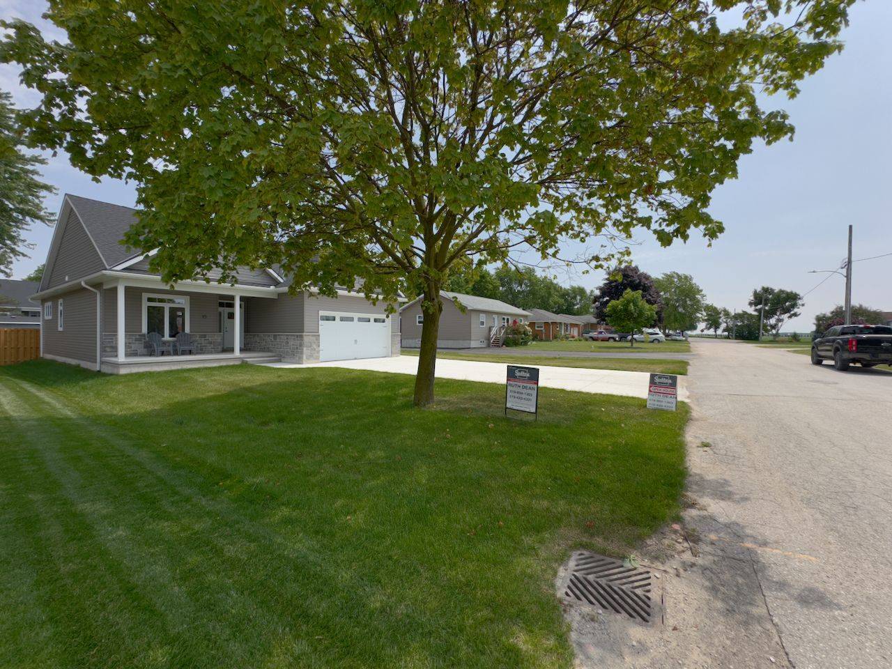 Bluewater, ON N0M 2T0,15 JOHN ST S