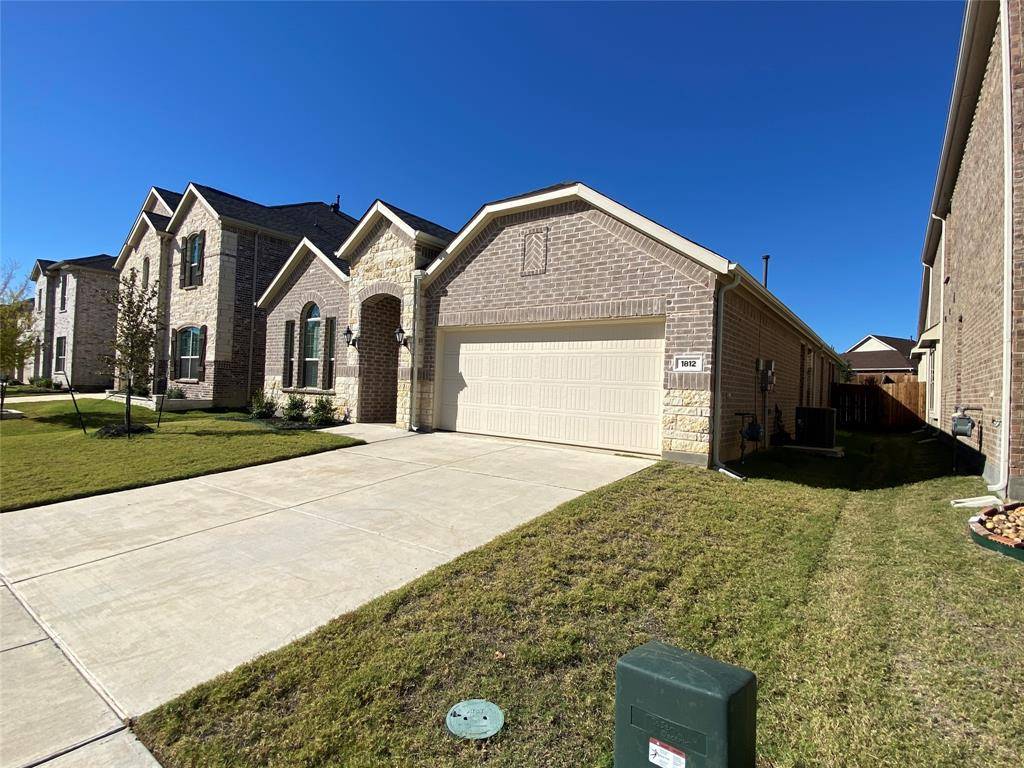 Little Elm, TX 75068,1812 Roadrunner Drive