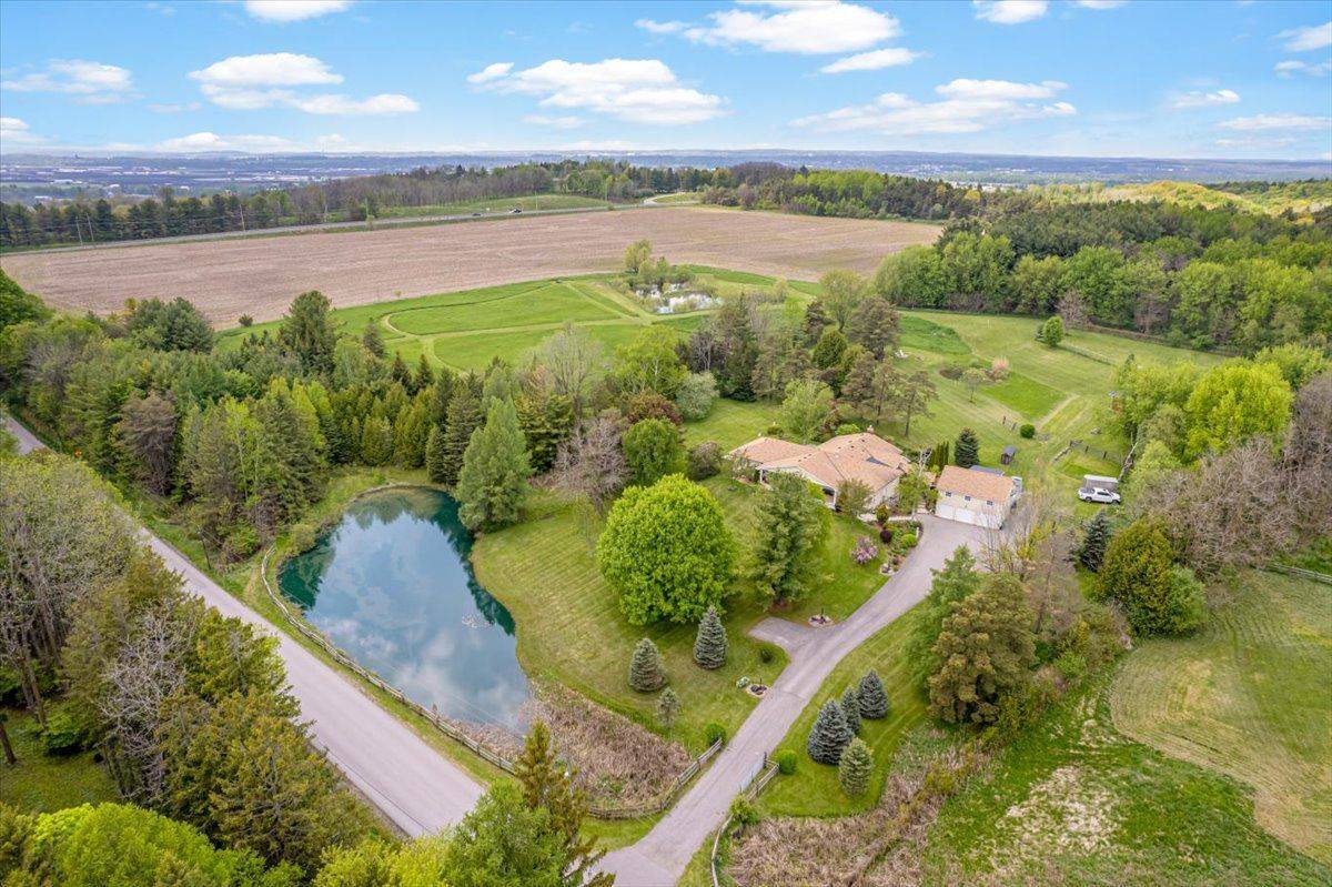 East Gwillimbury, ON L9N 0K9,610 Morning Side Road