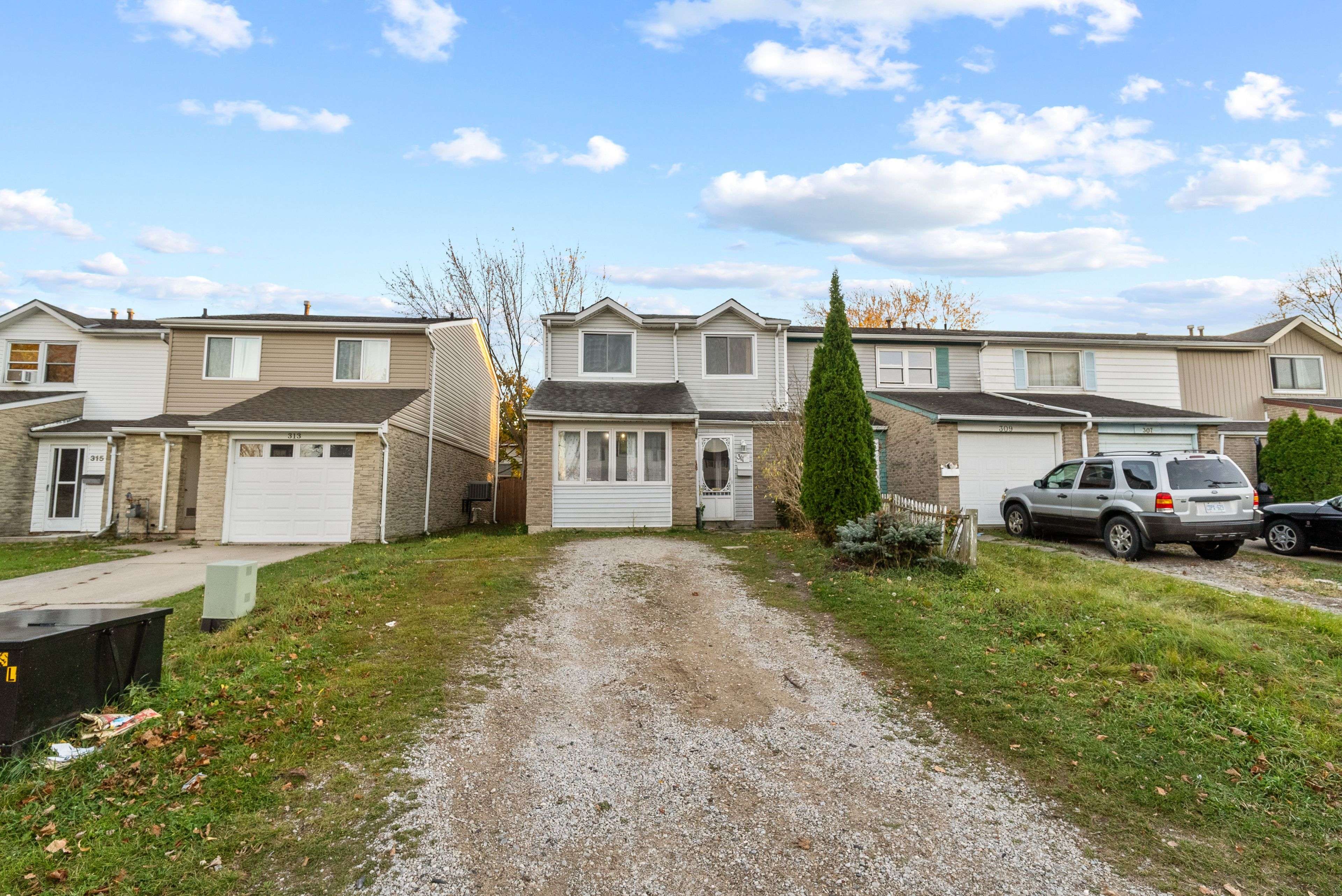 Sarnia, ON N7S 4E8,311 Somerset CRES