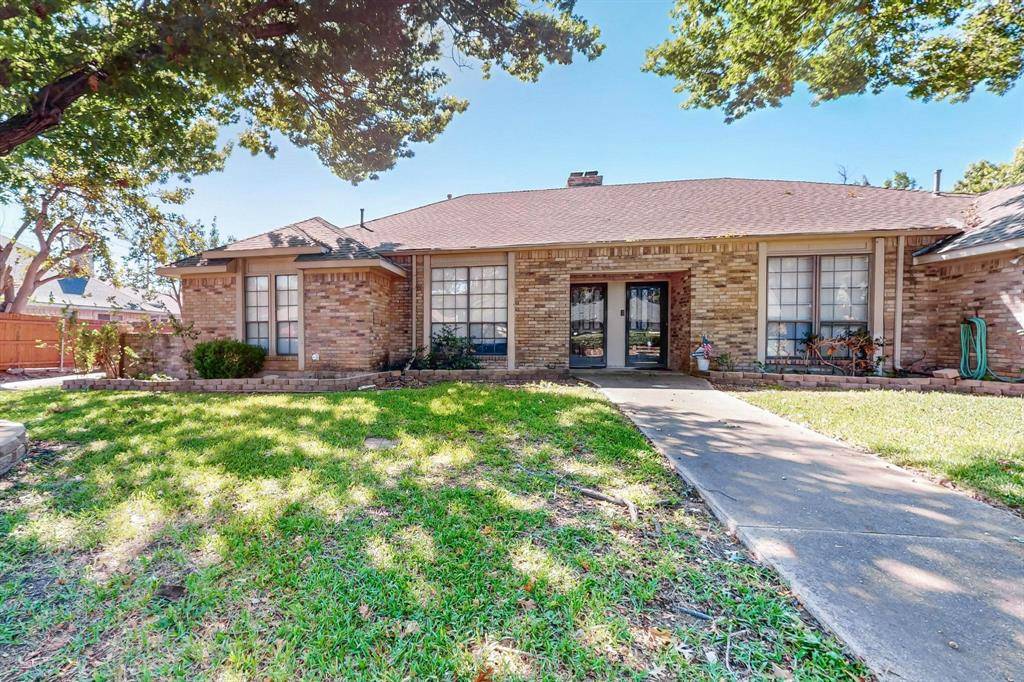 Dallas, TX 75231,7111 Pleasant View Drive