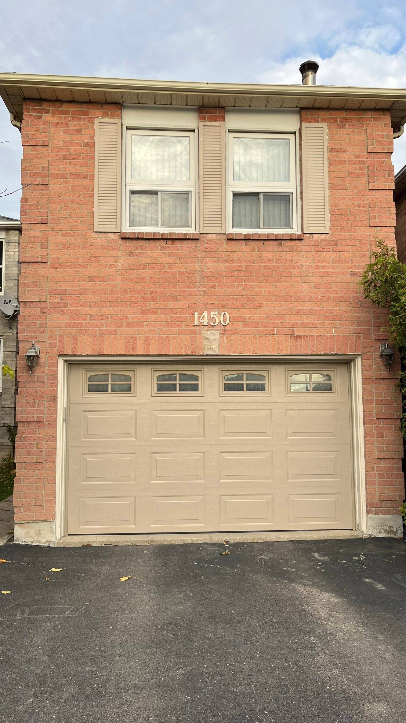 Oakville, ON L6J 7C2,1450 Eddie Shain DR