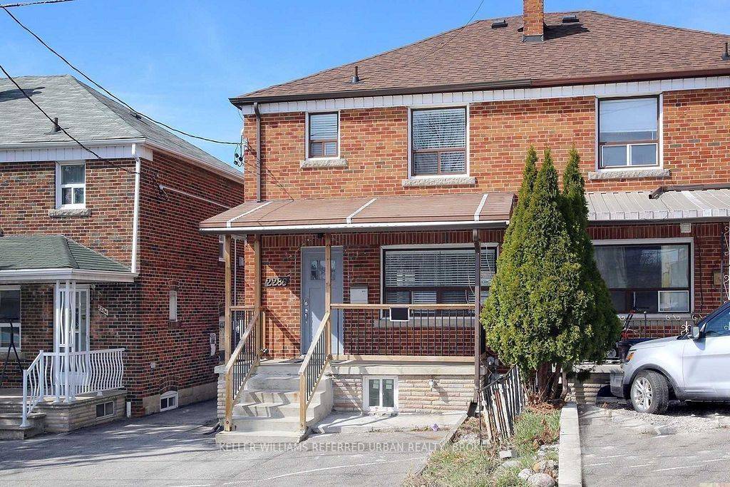 Toronto W03, ON M6E 3S3,2286 Dufferin ST #Upper