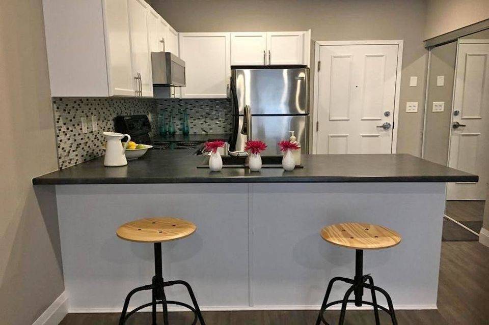 Cambridge, ON N1R 8R1,8 HARRIS ST #112
