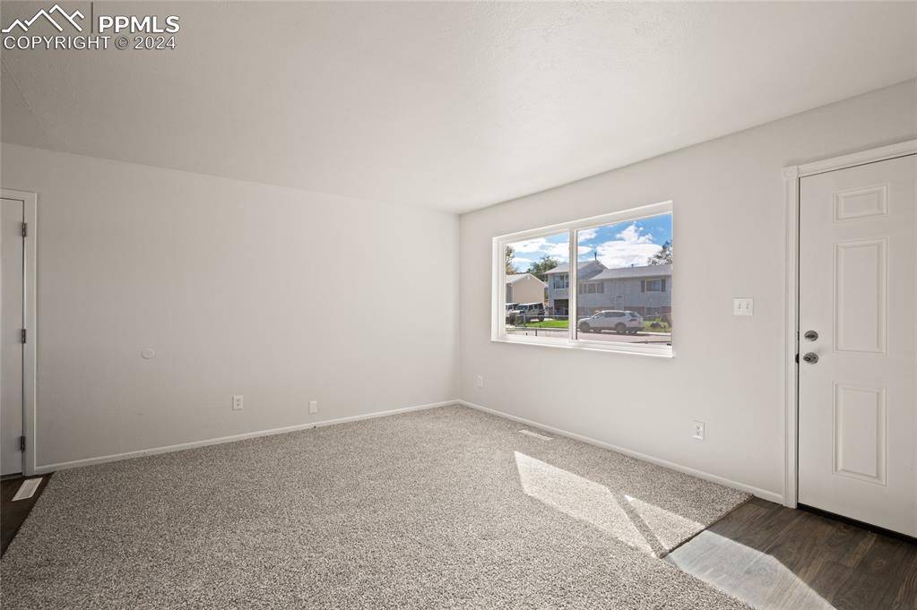 Colorado Springs, CO 80906,1511 Chadwick DR