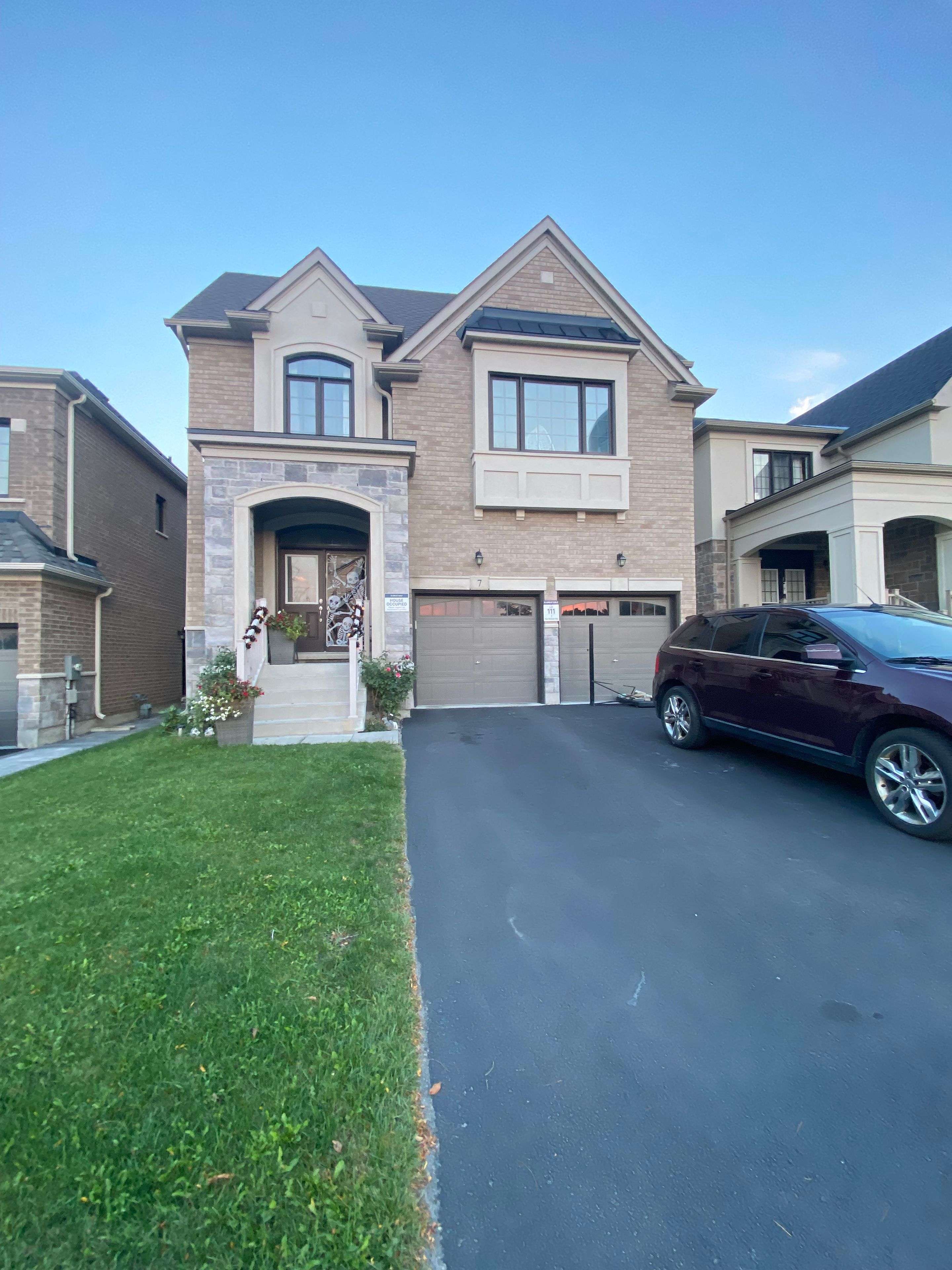 East Gwillimbury, ON L9N 0T3,7 Pear Blossom WAY #Bsmt