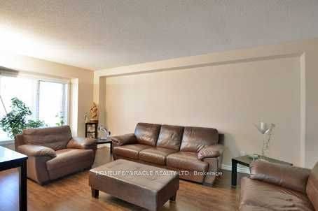 Mississauga, ON L5N 6M8,3035 Dalehurst DR #Upper