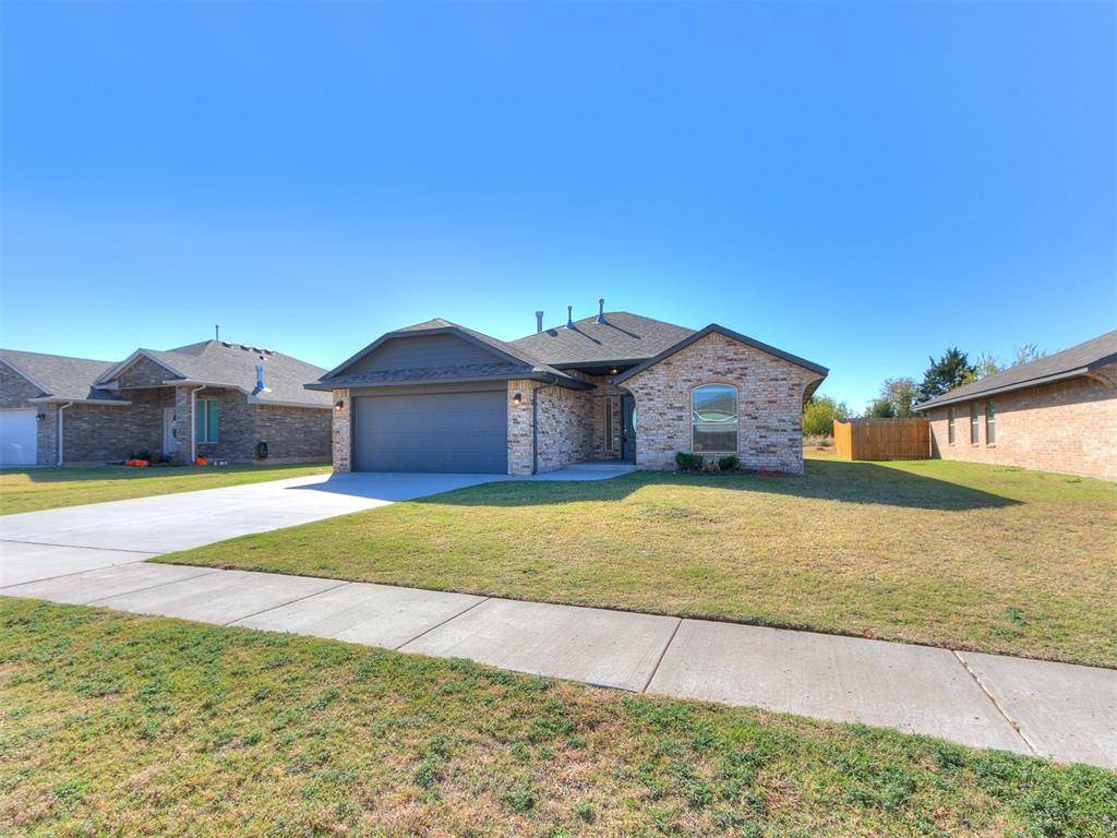 Mustang, OK 73064,1020 E JackRabbit Lane