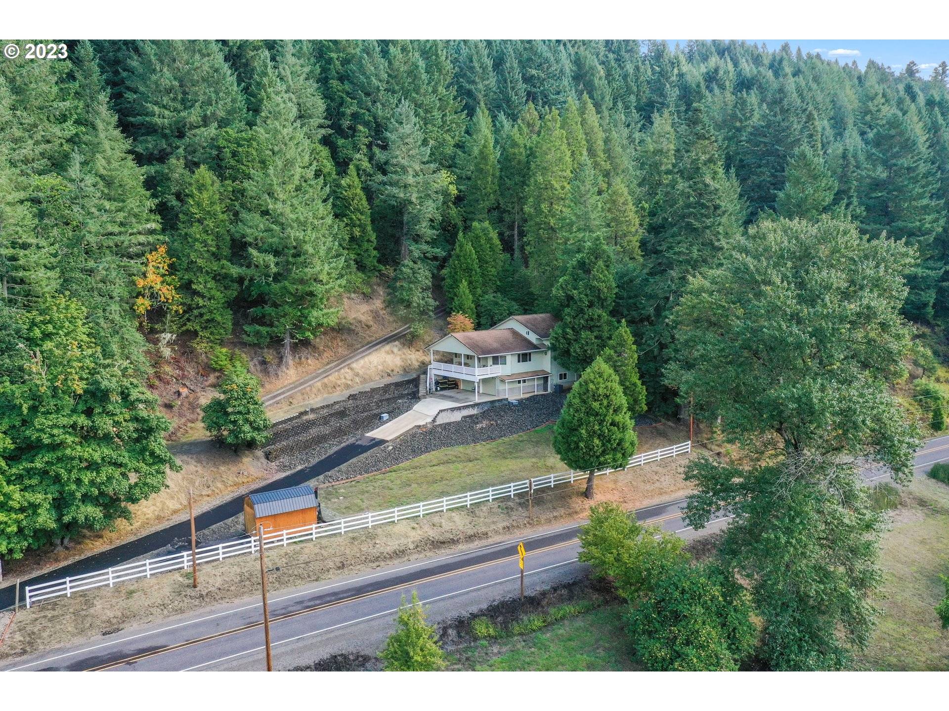 Umpqua, OR 97486,18057 TYEE RD