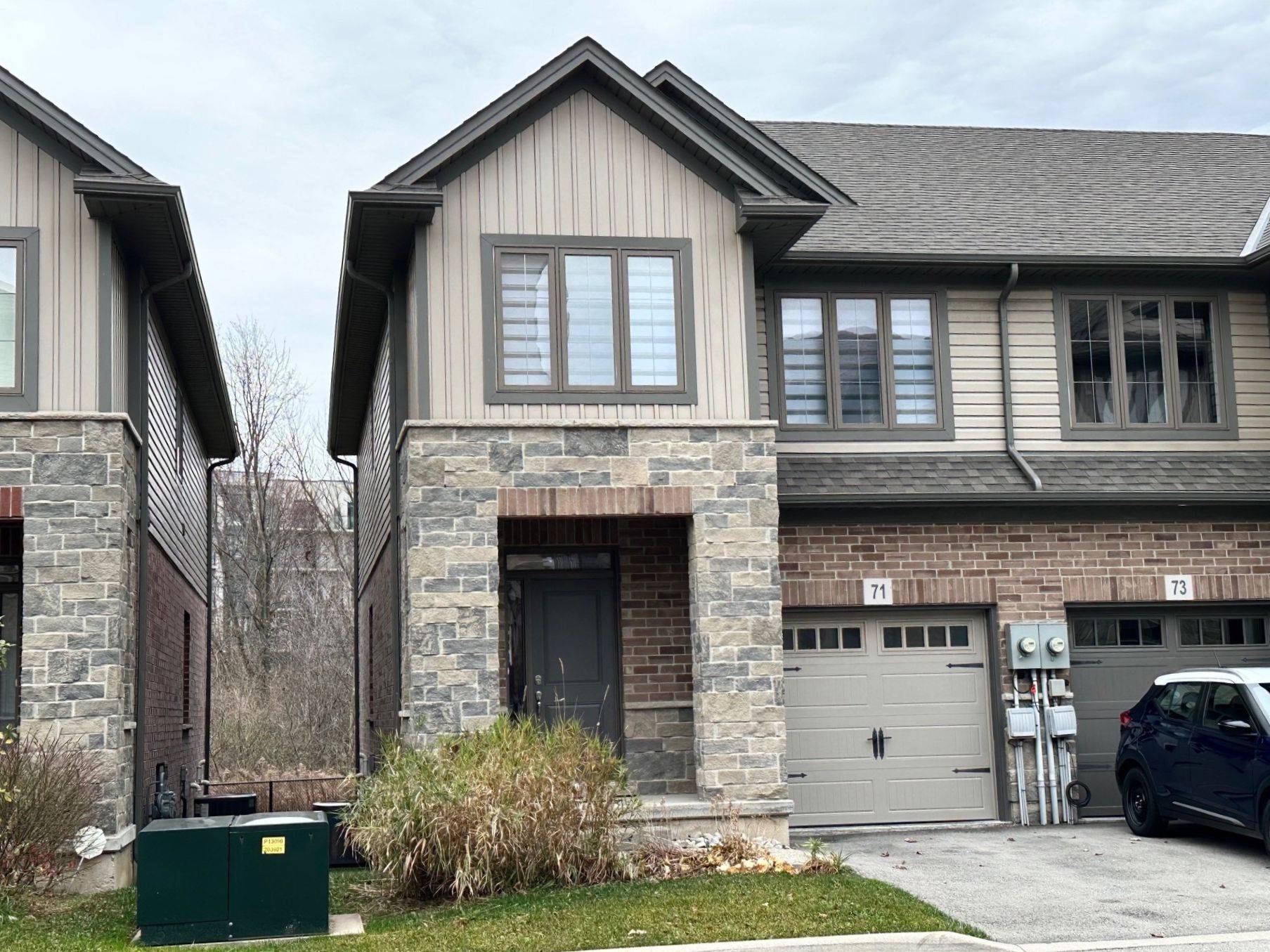 Hamilton, ON L8E 0J3,71 Southshore CRES