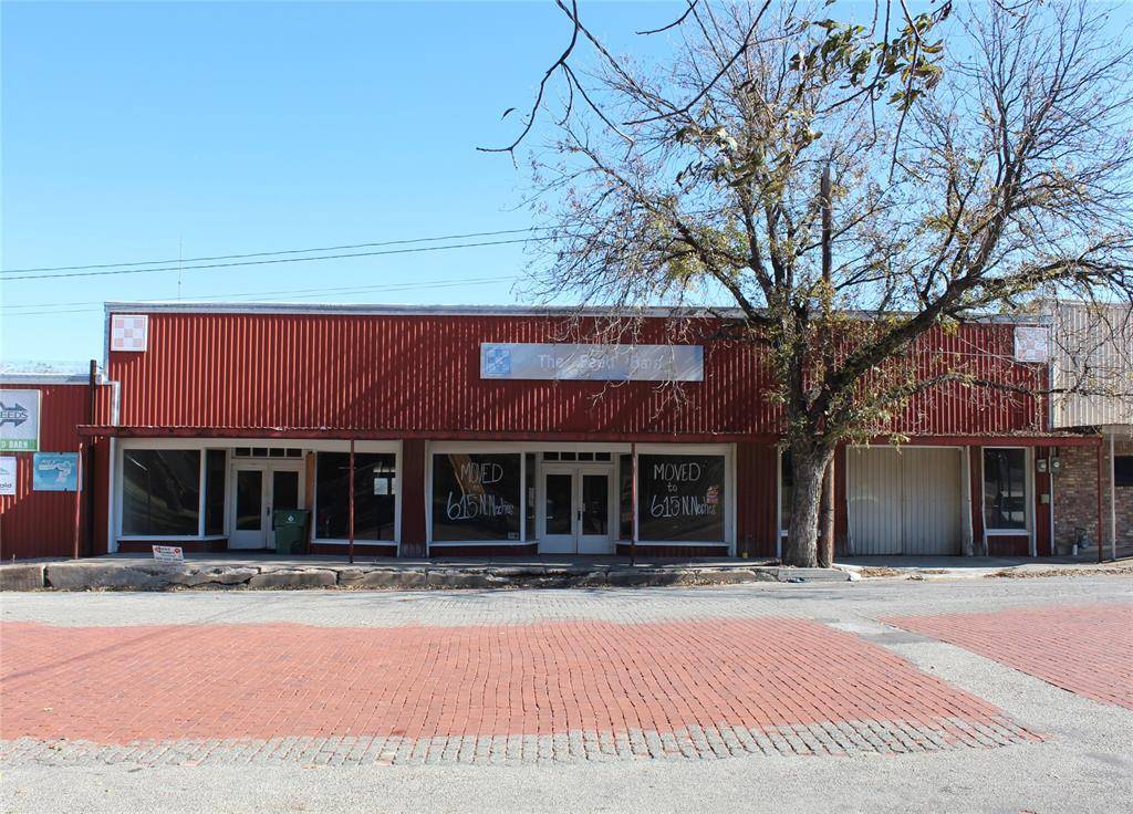 Coleman, TX 76834,106 East Street