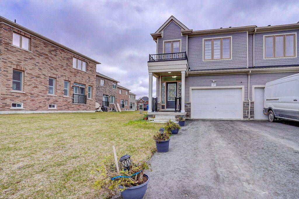 Southgate, ON N0C 1B0,37 MacKenzie ST