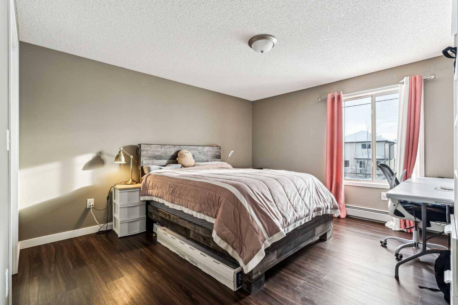 Calgary, AB T3L2J9,3204 Tuscarora MNR NW #NA