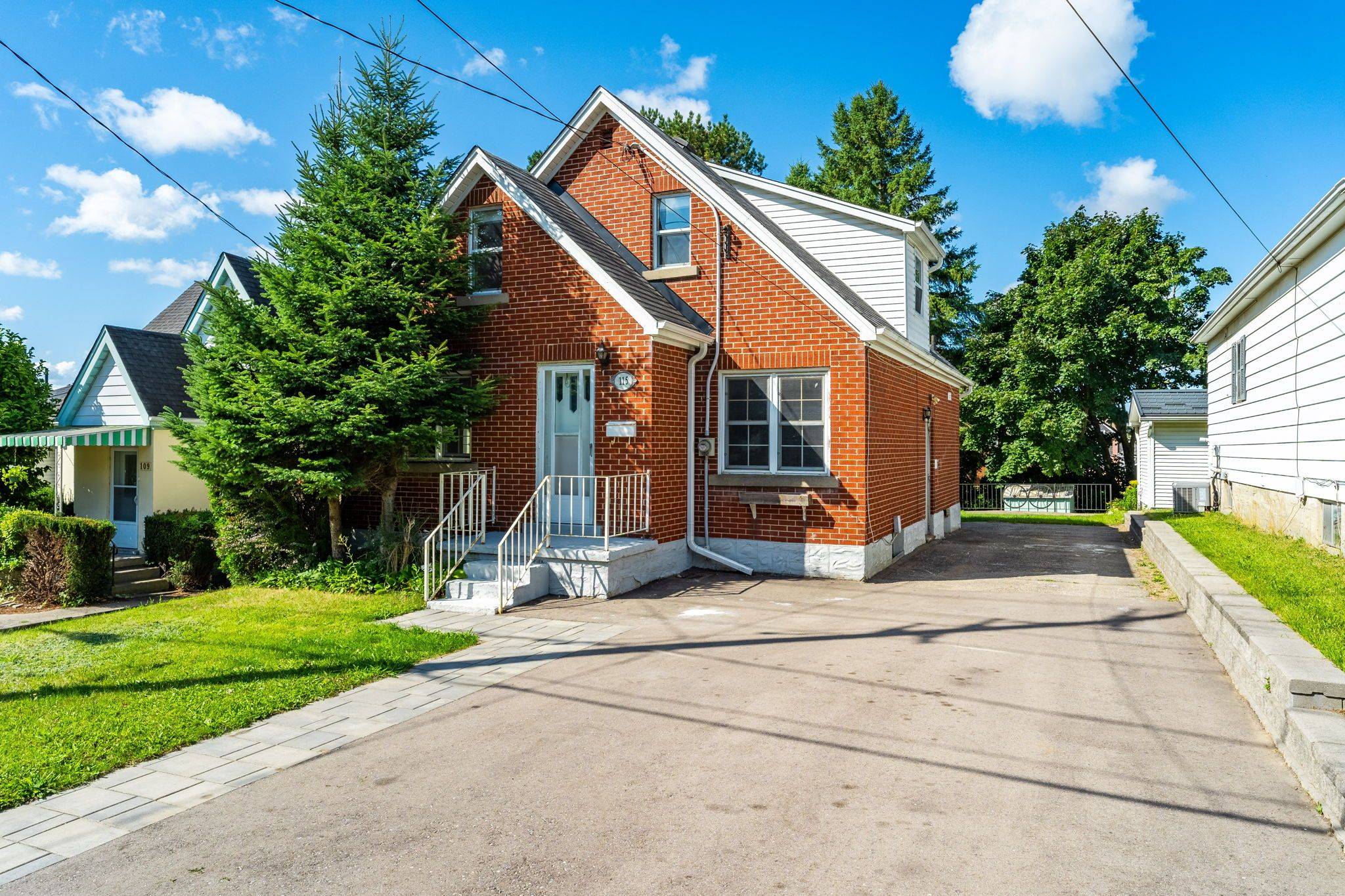 Kitchener, ON N2H 4T4,115 Lancaster ST W