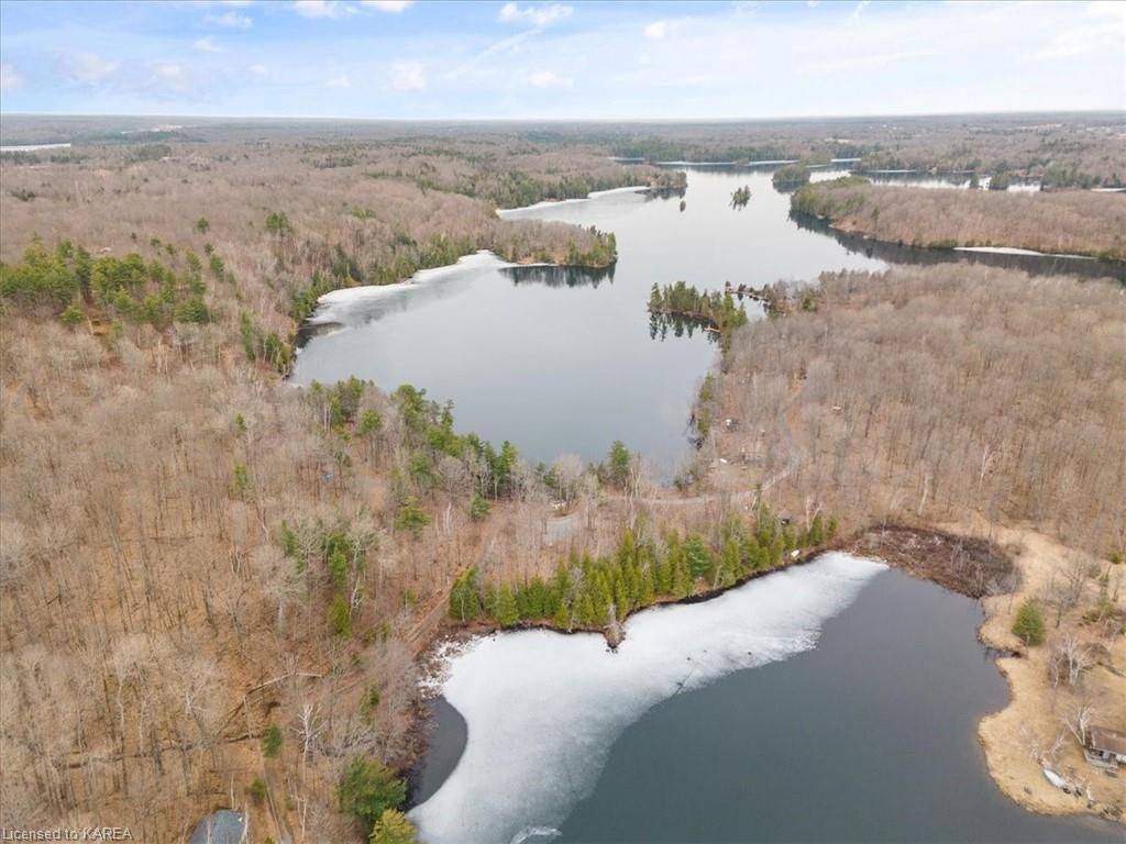 South Frontenac, ON L4A 3G7,271 30 ISLAND LAKE LN