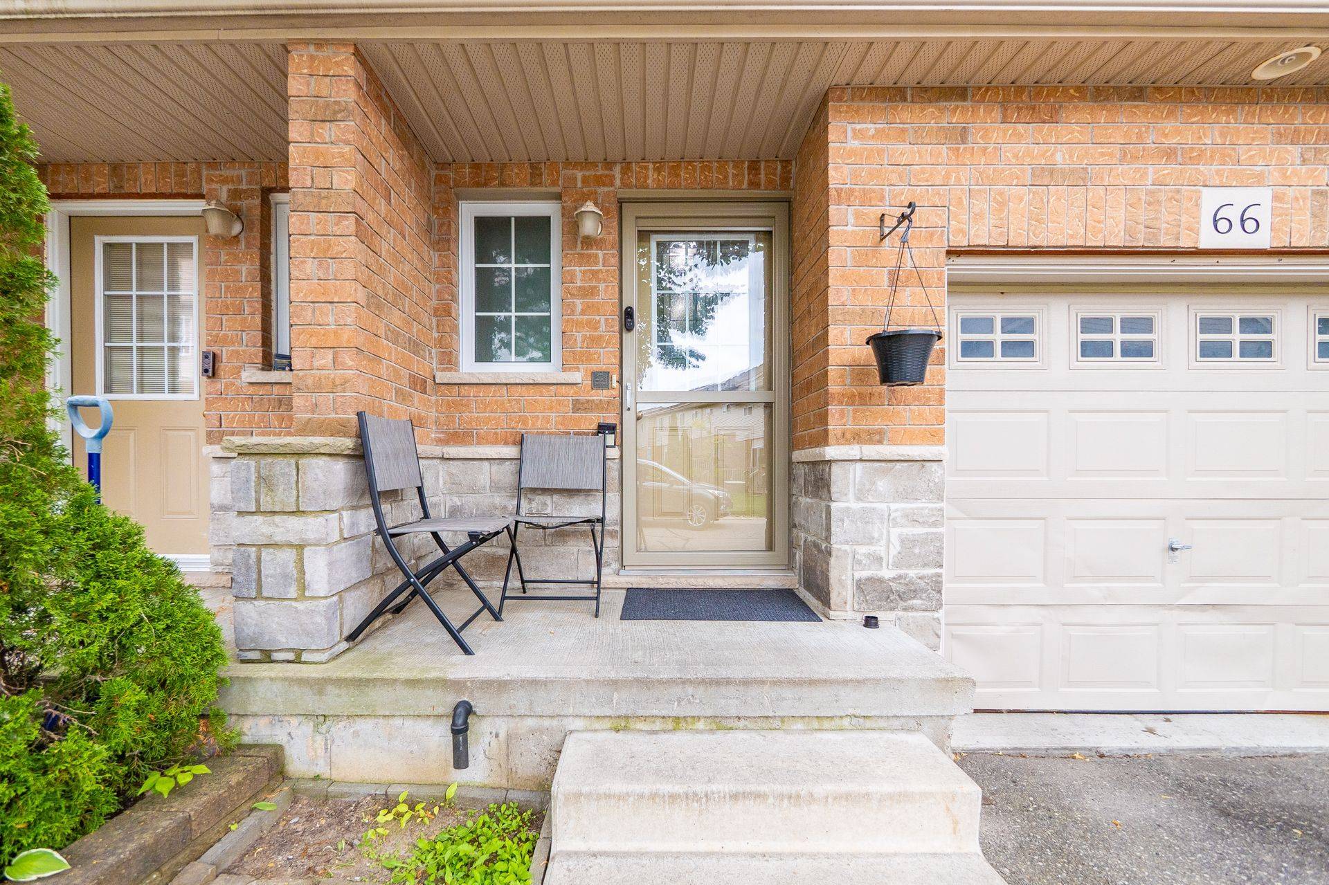 Cambridge, ON N3C 4N5,355 Fisher Mills RD #66