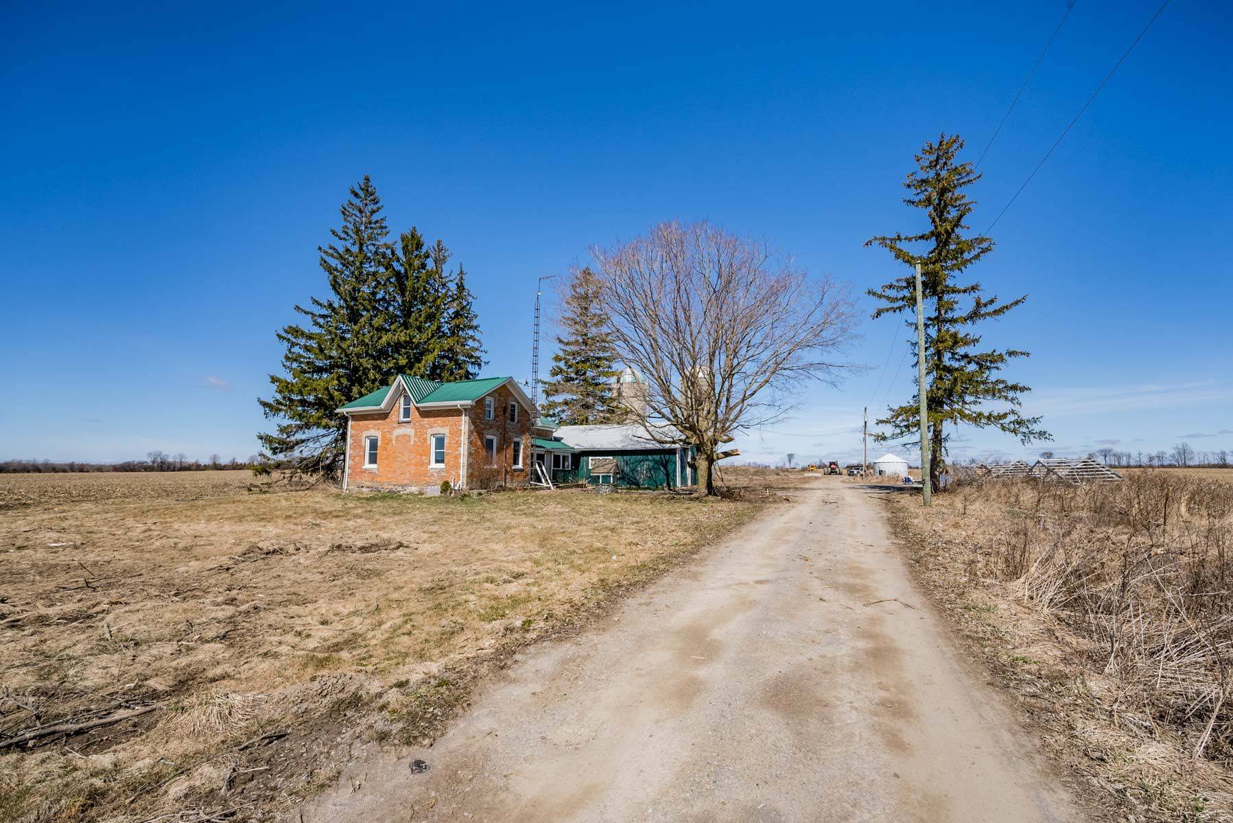 Kawartha Lakes, ON K0M 2J0,201 Royal Oak RD