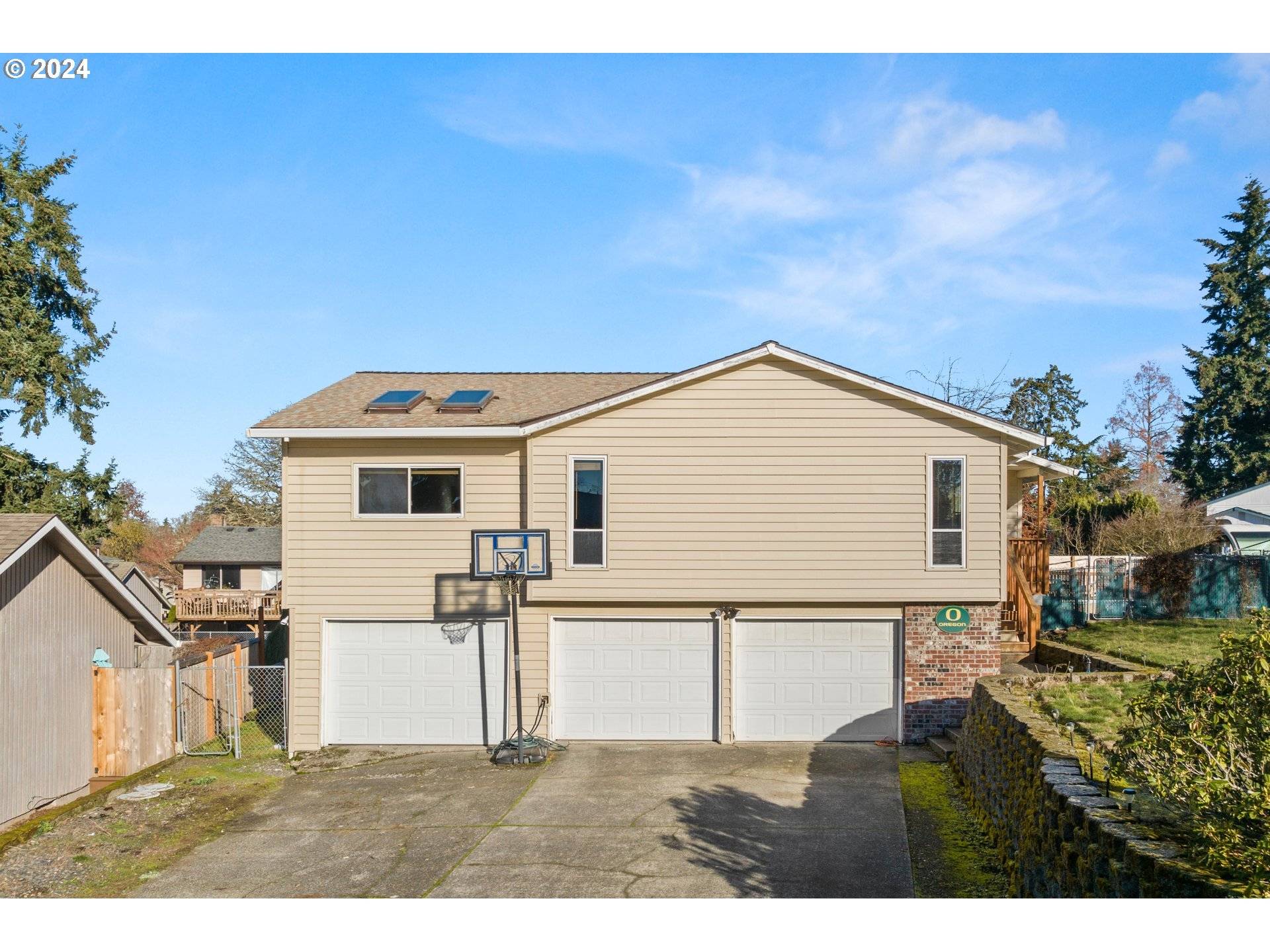 Gladstone, OR 97027,7575 SPRINGHILL CT