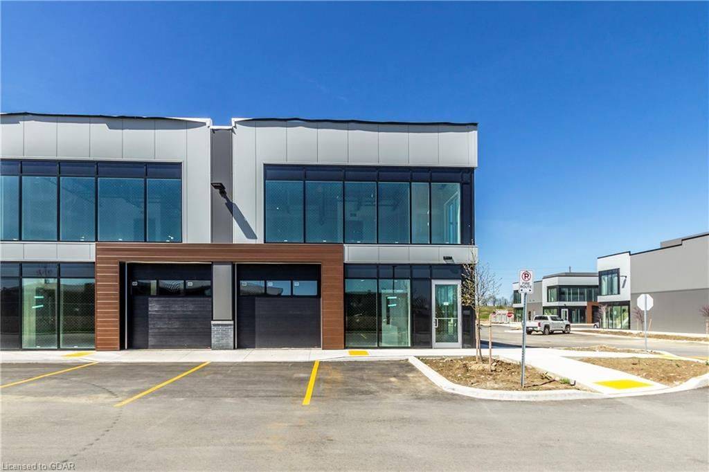 Guelph, ON N1C 0B3,587 HANLON CREEK BLVD #23